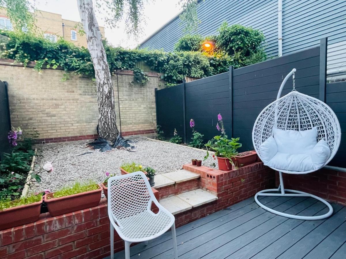 Riverside Premium Double Room E14 Londra Dış mekan fotoğraf